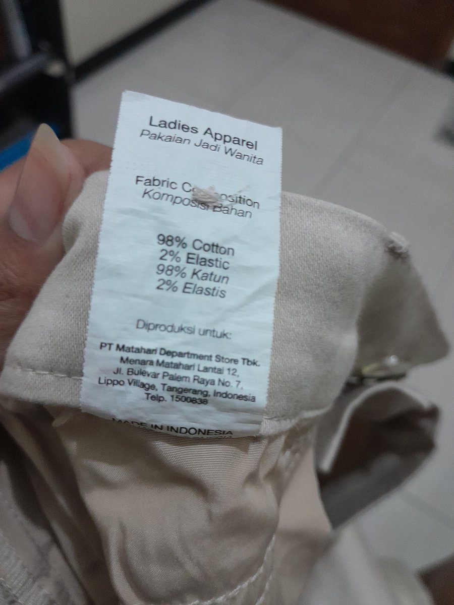 sunflawshc's tweet photo. WTS (want to sell) - preloved celana formal katun merk CONNEXION - Uk. 14
Warna : cream
Lingkar pinggang : 82 cm
Lingkar paha : 44 cm
Harga : 75k (nego)

Lebaran, celana lebaran https://t.co/CpSDf7XDFw