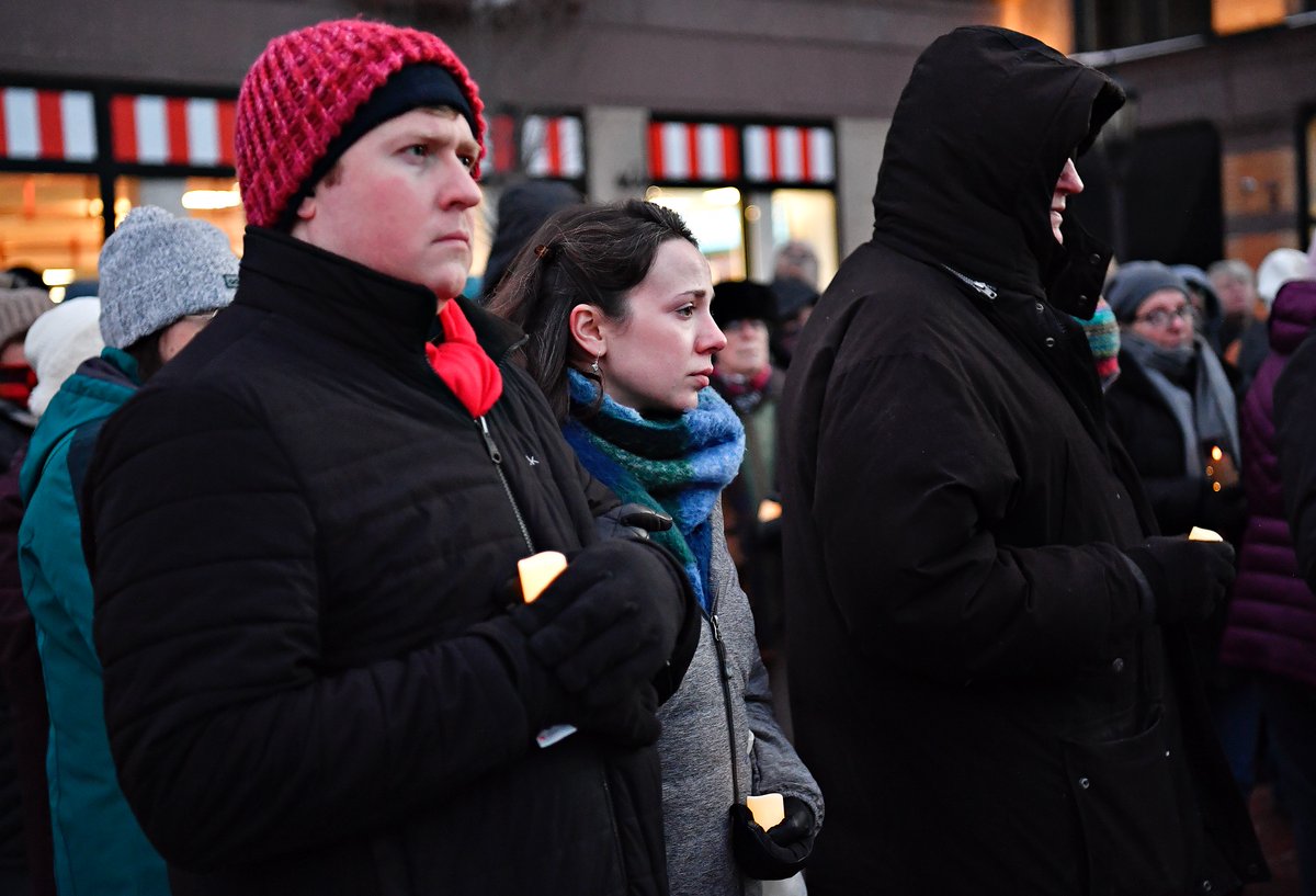 Dawn J. Sagert tweet media