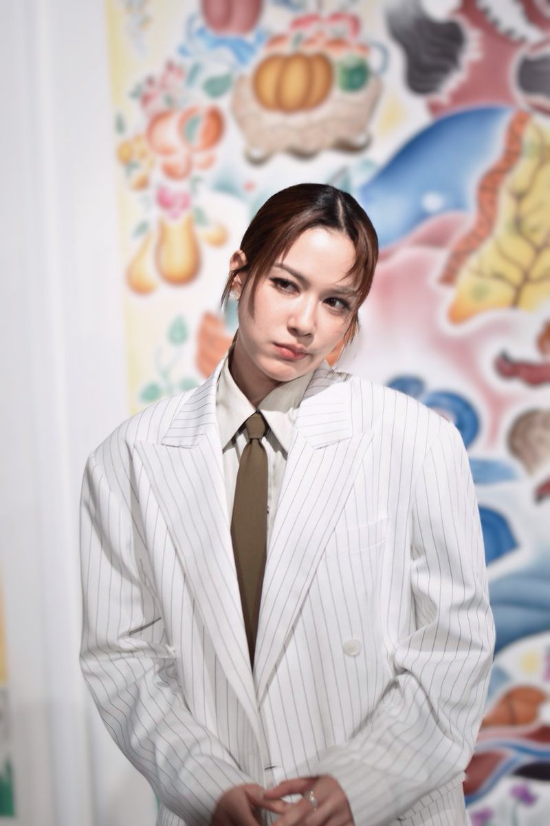 LK_Natcha tweet media