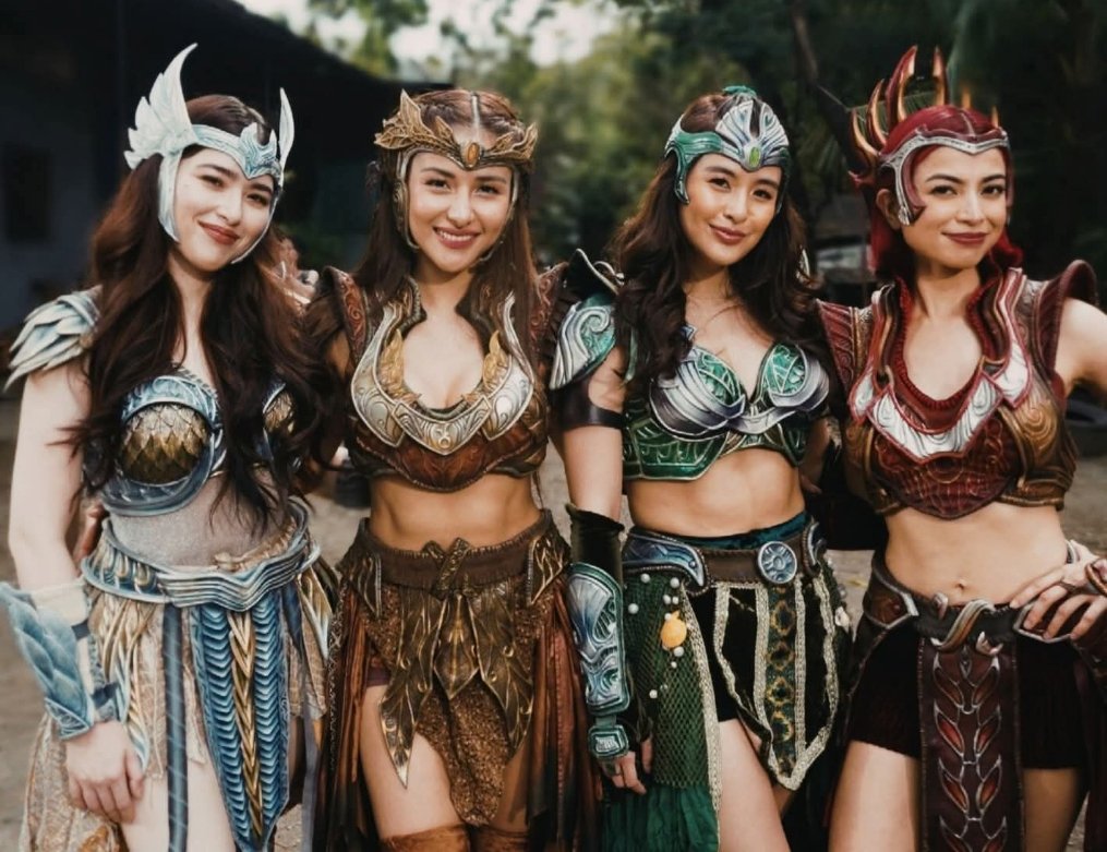 Seeing them all together again feels like everything falling into its own place once again. 

❤️💙💚🤎

#Sanggre #Encantadia
