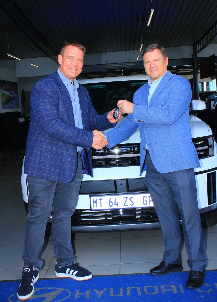 JohnSmit123's tweet photo. The start of an exciting partnership with @HyundaiSA that doesn’t just put me behind their wheel but offers solutions to our businesses fleet and gives our @barneysarmy111 an extra helping hand https://t.co/xRrCgxxfNZ