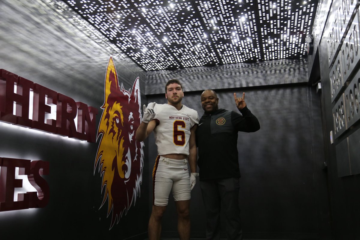 Had a great official visit at <a href="/NSUWolves_FB/">Northern State Football🐺 🏈</a> today!!