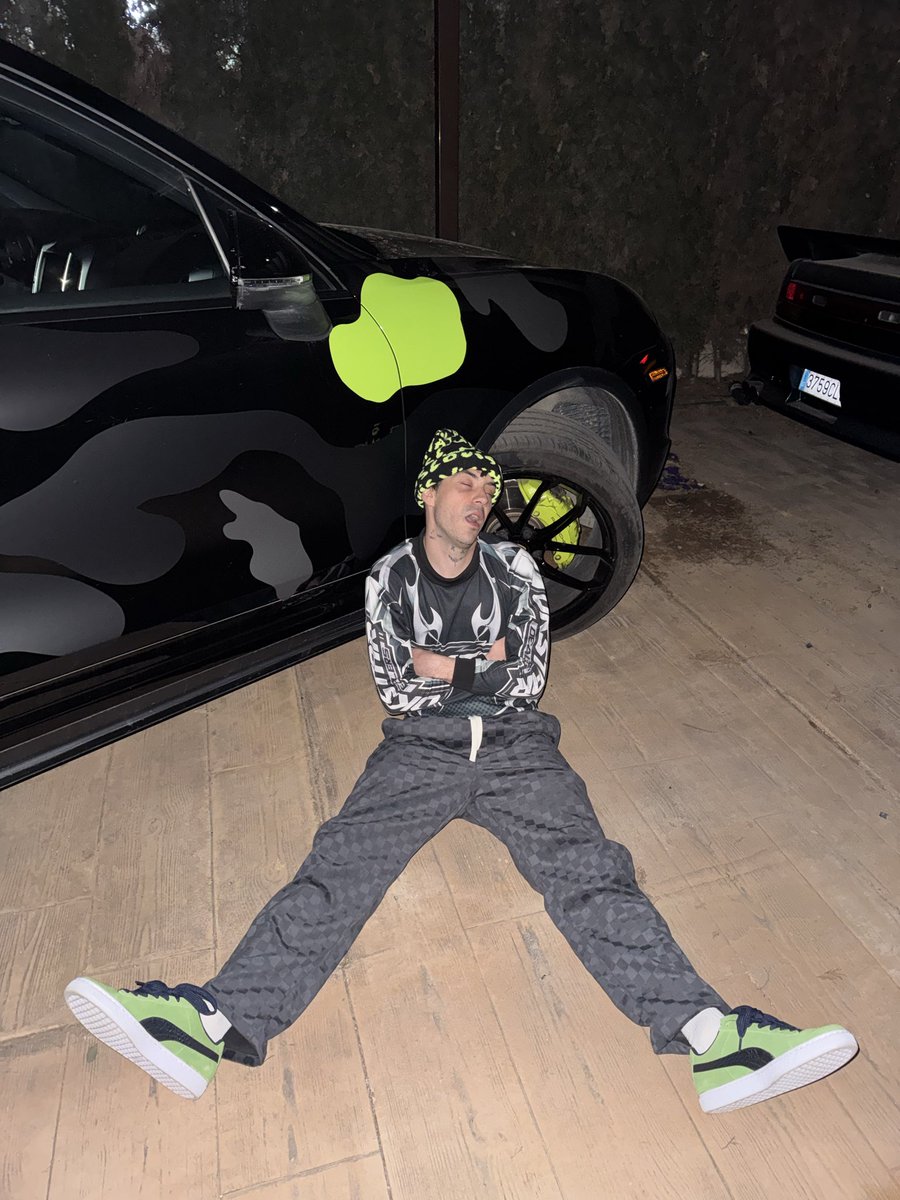 KiddKeo95Flames's tweet photo. https://t.co/RcbvCErBE1