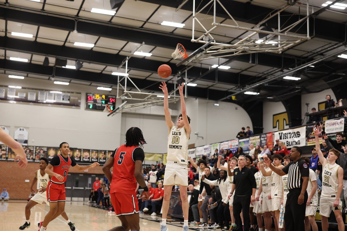 810 Varsity tweet media