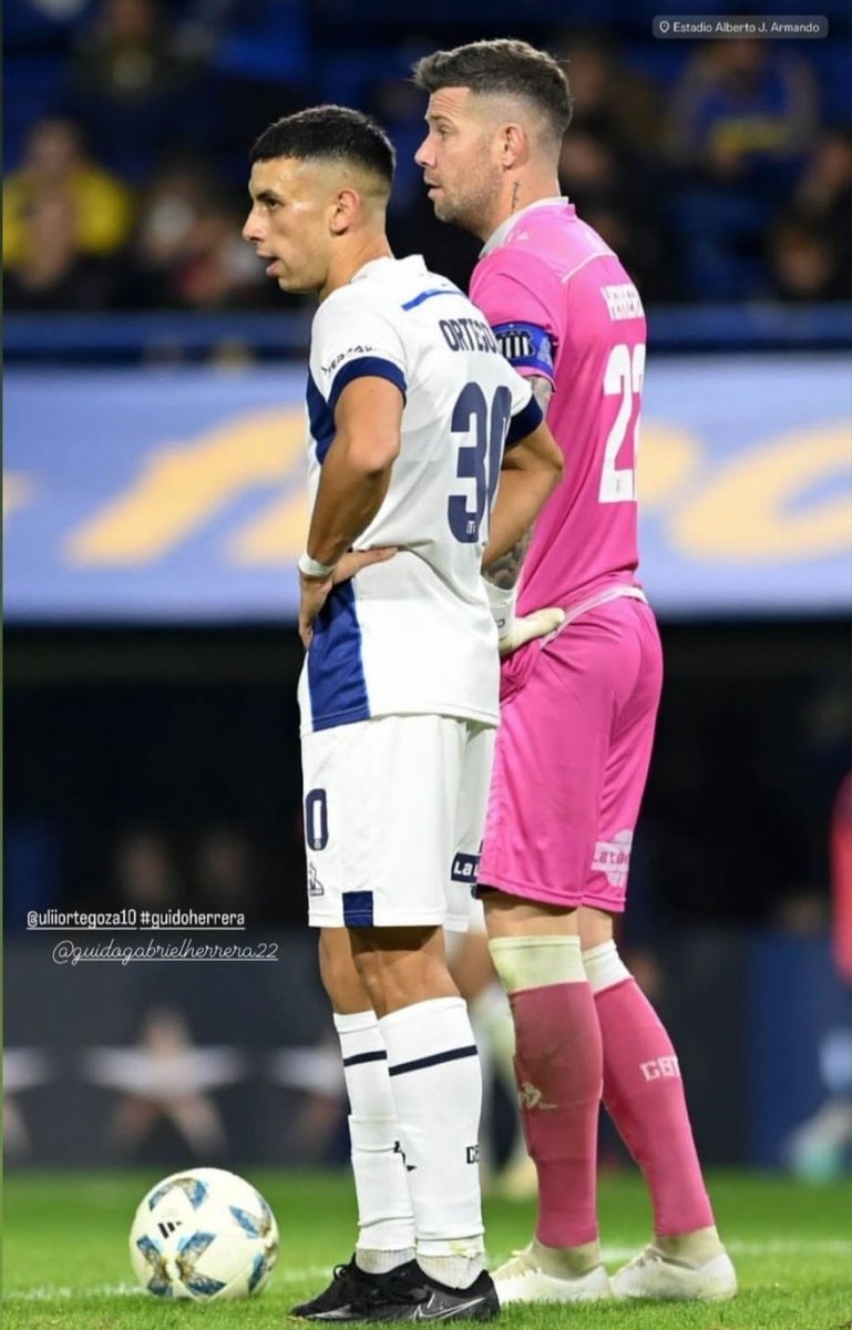 MartinAcuna7's tweet photo. No los quiero ver nunca más con la camiseta de Talleres. https://t.co/C9yZRK9KSZ