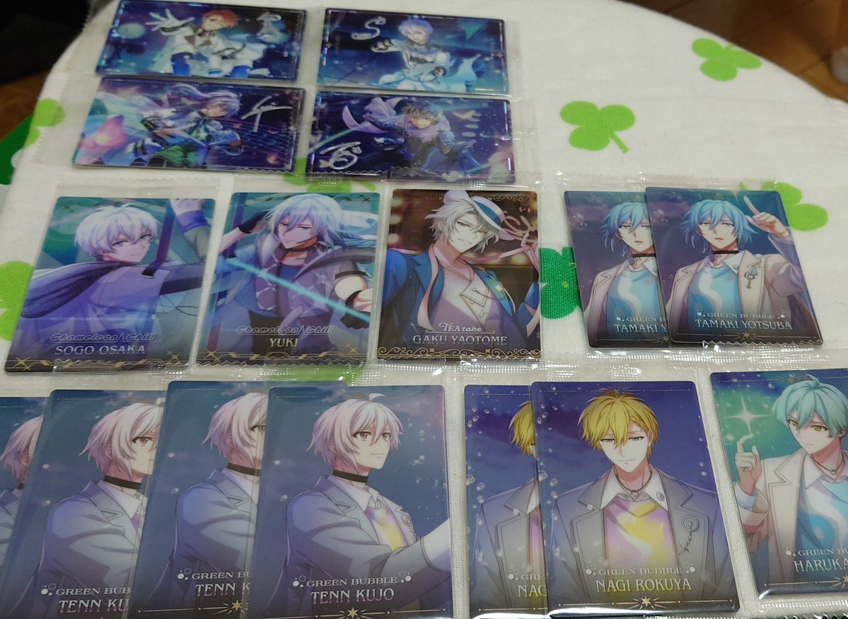 【交換】 アイドリッシュセブン アイナナ ウエハース26

【譲】
BW:三月、壮五、百、千
シャフユニ:壮五、千、楽、環2、天4、ナギ2、悠

【求】
BW:一織、虎於
シャフユニ:大和1(ユニットコンプのため)、龍之介陸1＞一織

大阪手渡しまたは郵送
よろしくお願い致します