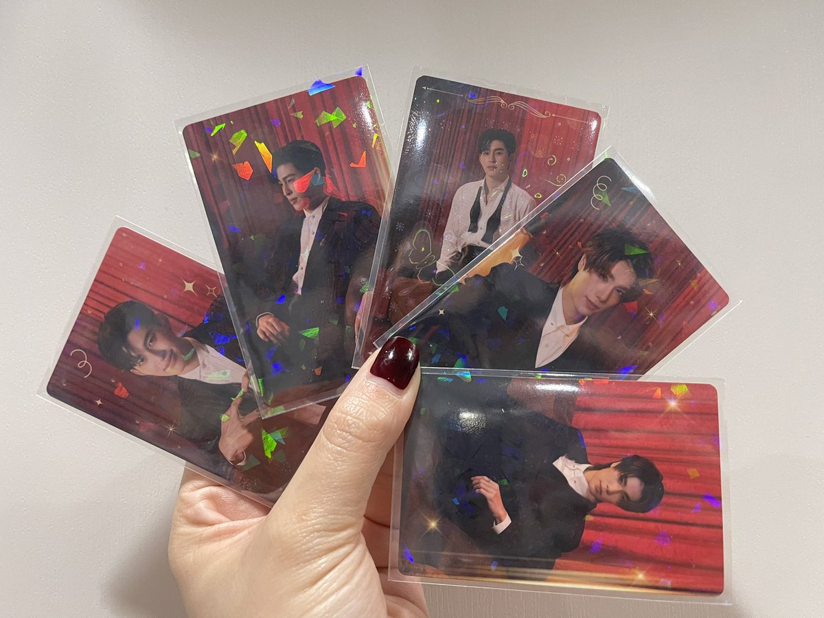 แจกการ์ดปอนด์ ภูวินทร์ ให้ 5 คน คนละใบค่าสุ่มให้น้า

rt อย่างเดียว ไม่ต้องออกค่าส่ง (เดี๋ยวออกให้เองค่า)

สุ่มพรุ่งนี้ค่ะ 💖

#ppnaravit 
 #PPNaravitBDProject2026