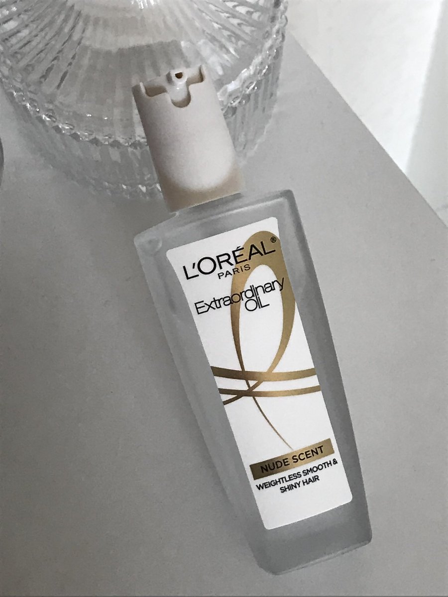 fellinloveinsum's tweet photo. #광고 #RT이벤트 @LOrealParisKR
믕이와 온가족이 사랑하는 로레알파리..🤍

RT추첨 5분께 제 사랑 로레알파리 누드 헤어 오일세럼을 드려요

이 제품은 이전에도 향이 너무 좋아 소개해 드렸는데요//

지금까지 비운 로레알 헤어오일 n통.. 
여러향을 써봤지만 누드헤어 오일세럼이 가장 취향이었어요 https://t.co/4L9ULM0shv