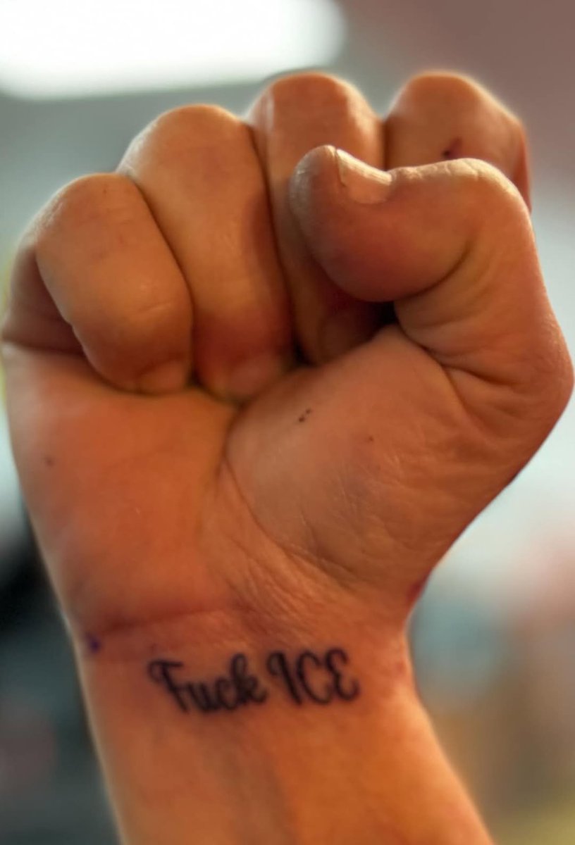 AlphaFox tweet media