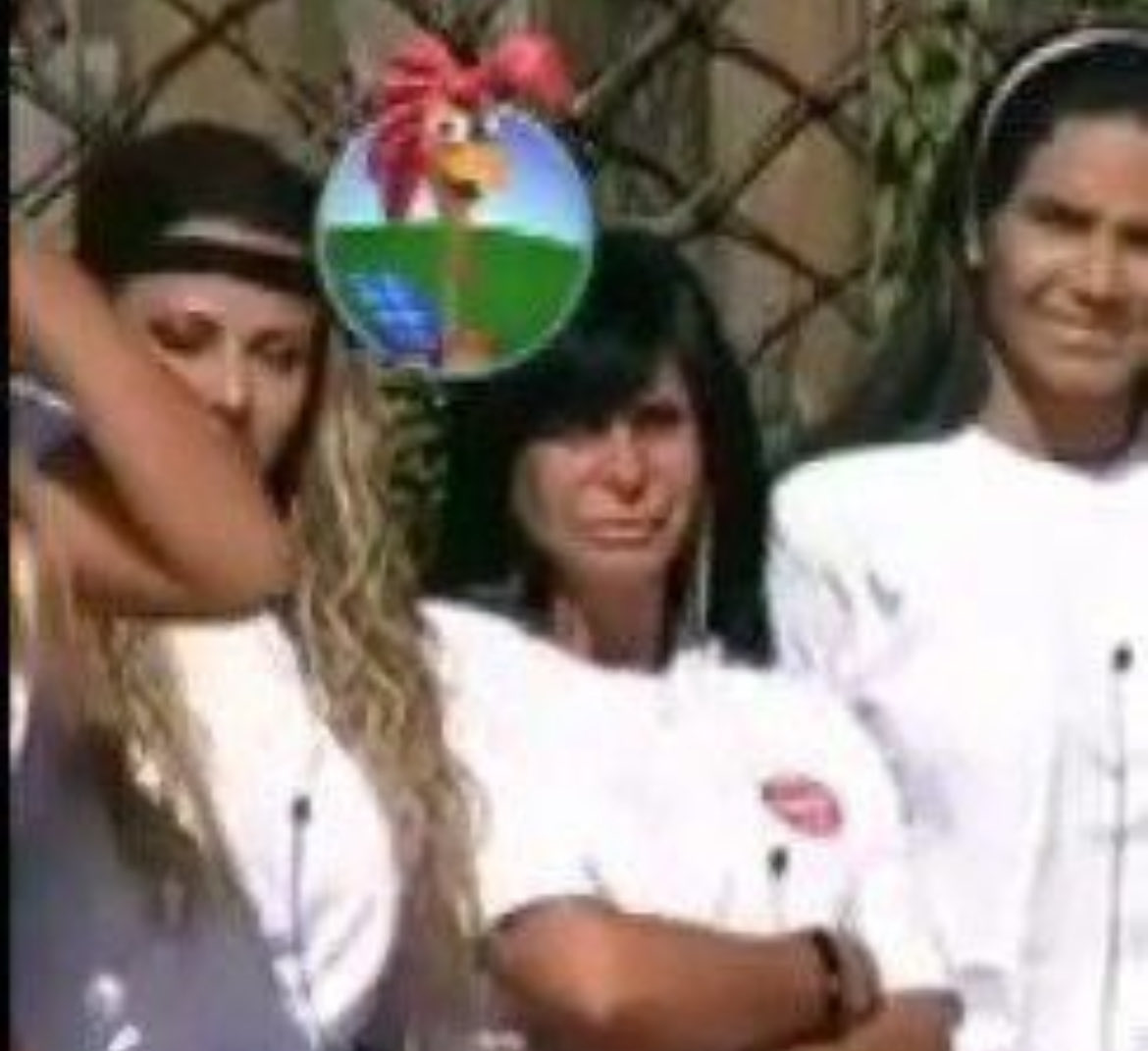 _dudaalvs_'s tweet photo. É muito estranho como o povo da minha faculdade pensa. Se você for brincalhona, gostar de elogiar ou quiser fazer amizade, isso já passa a ser segundas intenções, independente de ser homem ou mulher https://t.co/uiXEVhmC3o