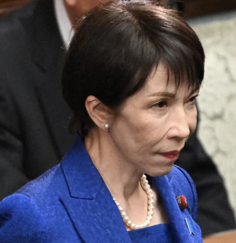 AfYjpB3h5Hp0n6g's tweet image. 韓国では前大統領夫人が旧統一教会側からブランドバッグを受け取ったら実刑判決なのに、
方や、日本では高市早苗首相の『裏帳簿疑惑』統一教会パー券購入やTM報告書が報じられても何故か？逮捕どころか捜査もされない…

挙げ句の果てに名誉毀損と恫喝するお粗末さ…酷すぎます😩
#サンデーモーニング