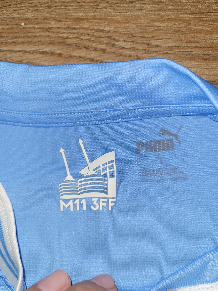 #jersey4sale Manchester City jersey Home 2023/2024 Haaland, size L, original.

Dm/mention kalo tertarik.

Makasih