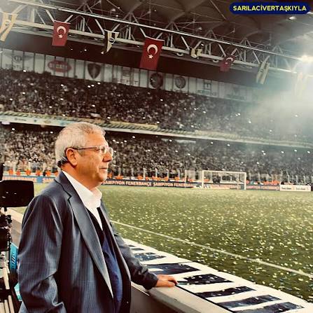 Bir lafıyla dünya yildizlarini getirirdi sen nasıl bir buyukmussun be Aziz Yıldırım #Fenerbahçe #LookmanToFenerbahçe