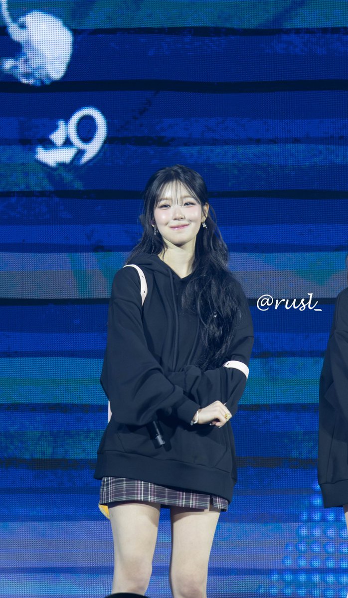 rusl0254's tweet photo. 260130

#백지헌 #지헌 
#BAEKJIHEON #JIHEON 
#프로미스나인 #fromis_9 https://t.co/1O9HxGdetI