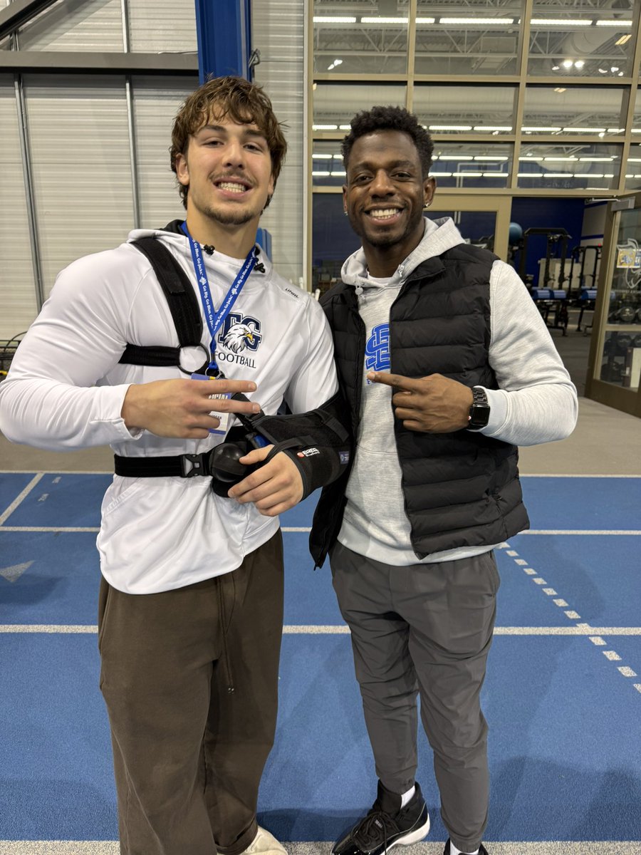 Benjamin - Bergan tweet media