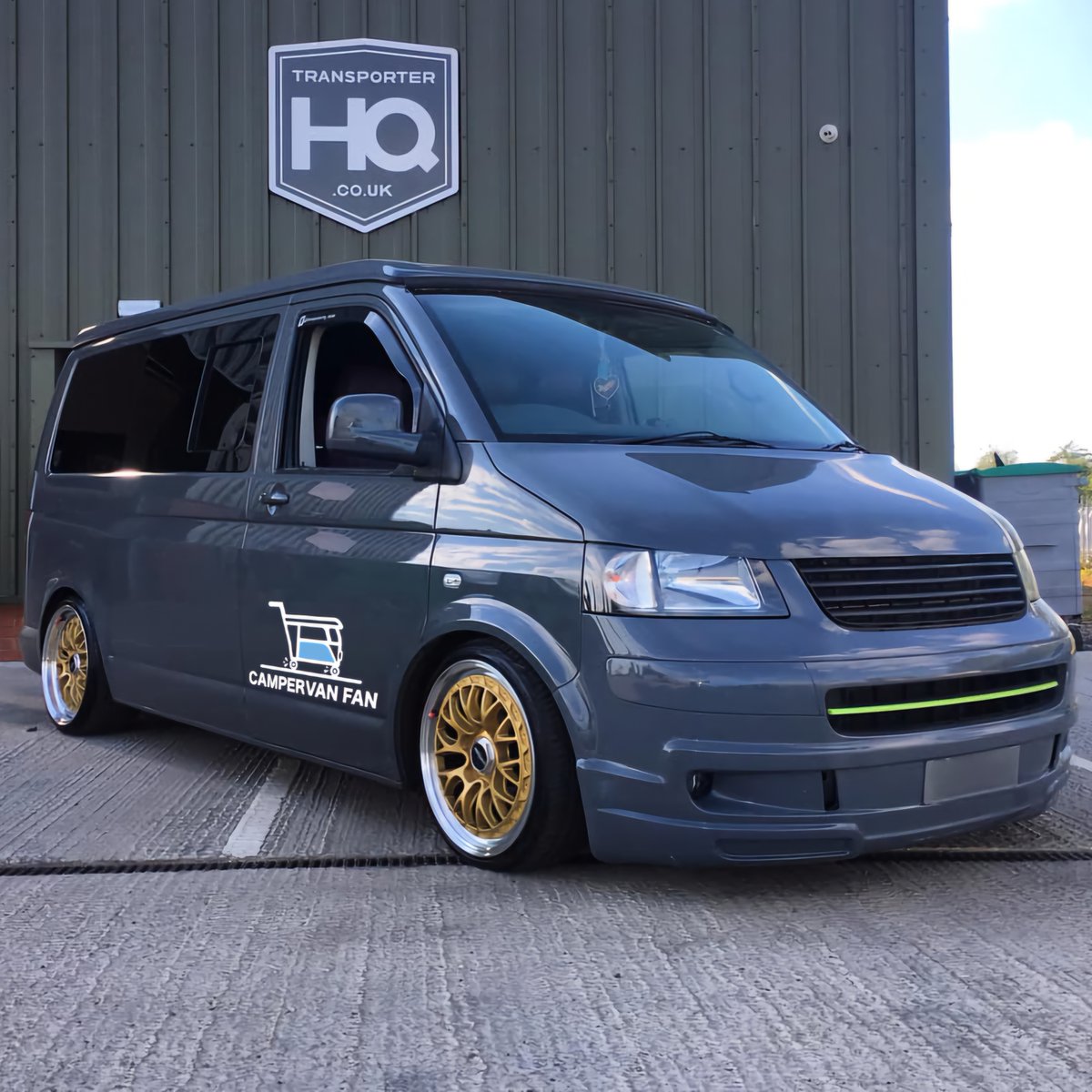 CamperFanPAGE's tweet photo. Crackin' #VDub, Blake Elliot! 😎👌 https://t.co/v2tOqTViIU