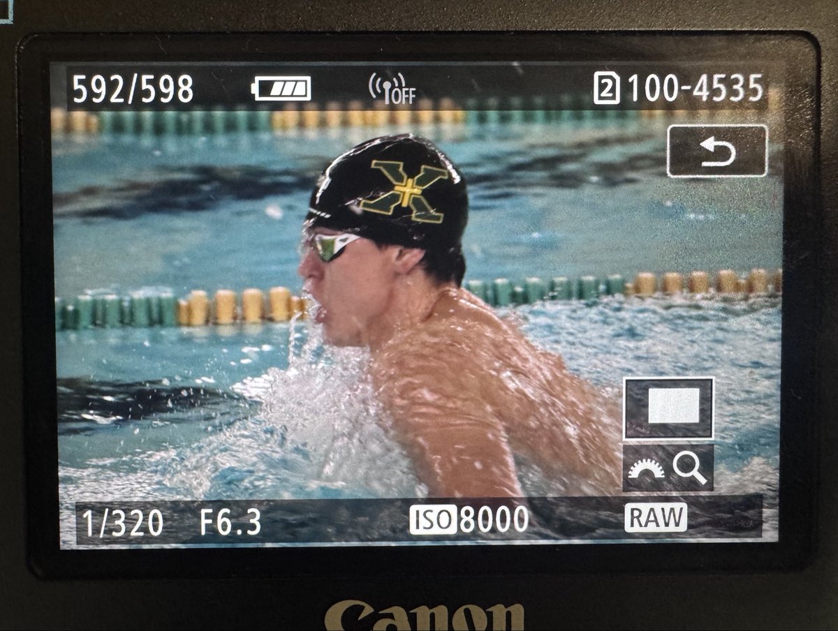 StXTigerSwim's tweet image. Some more shots from the men’s 100 breaststroke!!! #ChipsCam