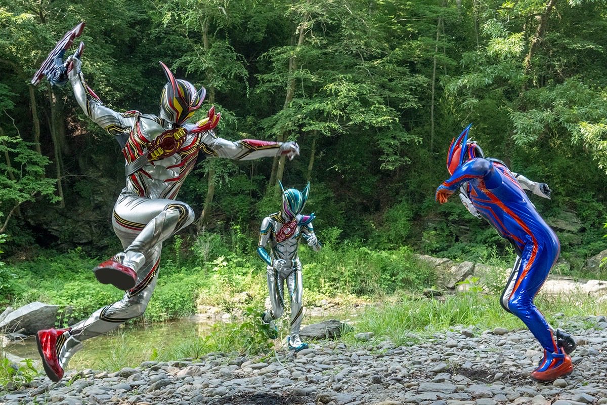zeztz7toei's tweet image. #仮面ライダーゼッツ 
Case21  溢れる
【予告】youtu.be/R4BIKMPvGZw

複数人の夢主の深層心理を追うことになった莫。
その裏では仮面ライダーノクスとロードファイブ、ロードシックスの死闘が繰り広げられ…

#ゼッツ #ZEZTZ  
🔻Case20の振り返りはこちら
kamen-rider-official.com/zeztz/case21/