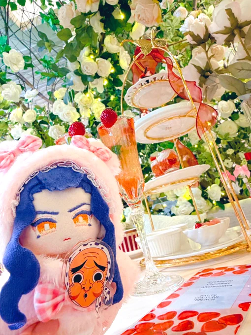 ちょうど一昨日炭蛍ちゃんの結婚式に参列したんですけど、とても素敵な空間でした末永くお幸せに! (副音声:のアフヌンに行ってきました可愛くて美味しかったです)