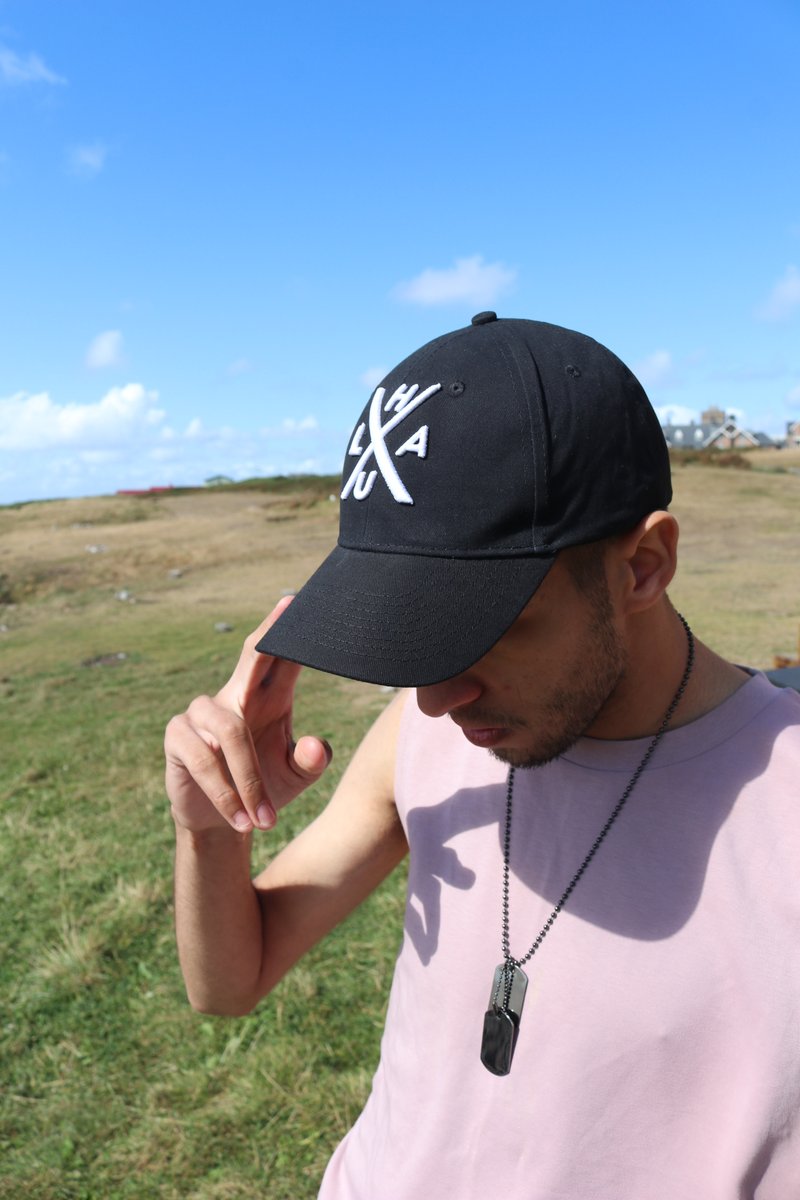 HAUL_CLOTHING's tweet photo. Haul X  Hat - Available at  https://t.co/3cc7MU7NW6

#mensfashion #mensstyle #haulstyle https://t.co/Bf4G55PAL7