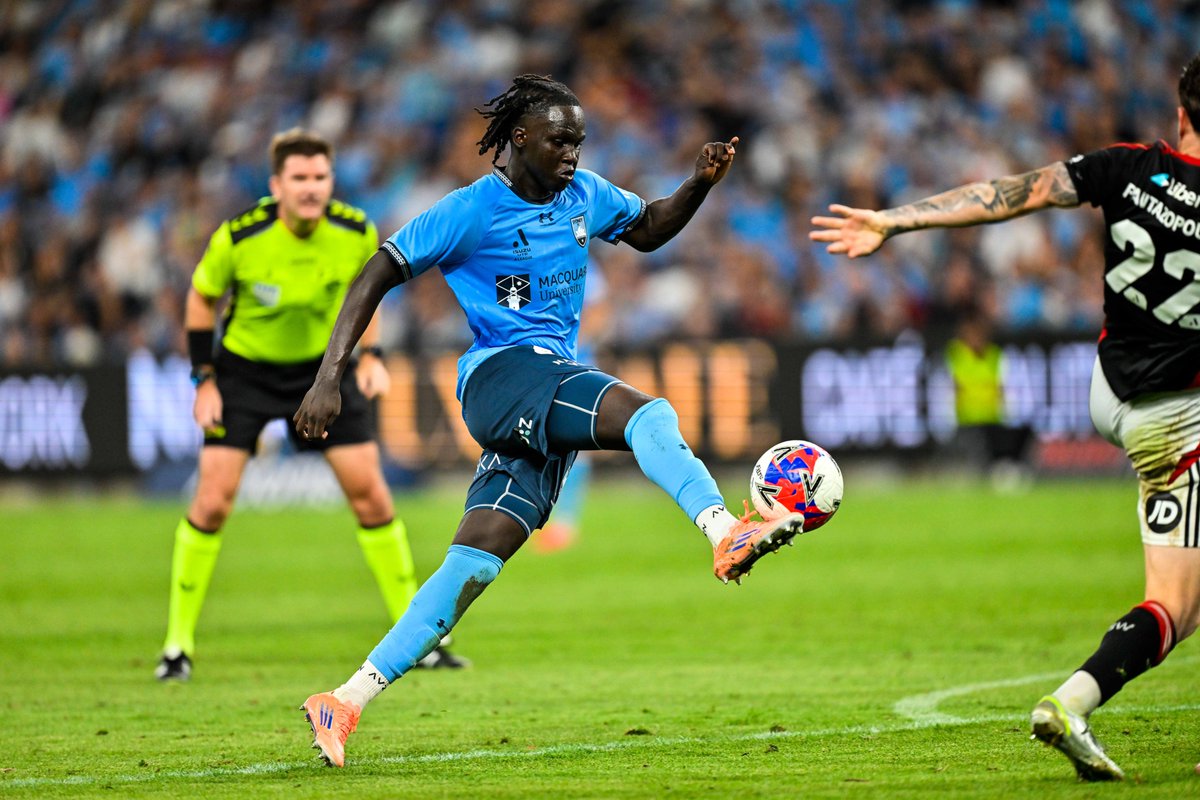 KeithMcInnes's tweet photo. 2025-26 @aleaguemen @SydneyFC  v @wswanderersfc  at @AllianzStadium in Sydney.
Sky Blues won local derby 4-1
https://t.co/9Jwi5MKuz5
@NikonAustralia Z9 &amp; Z6iii https://t.co/SmBEZwQchn