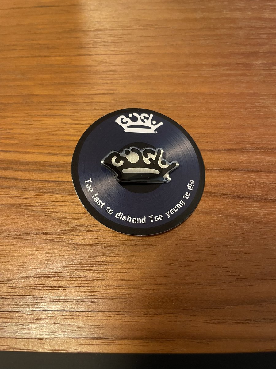 BiSHガチャ結構被ったけどコンプ出来た🥺解散してから好きになったから