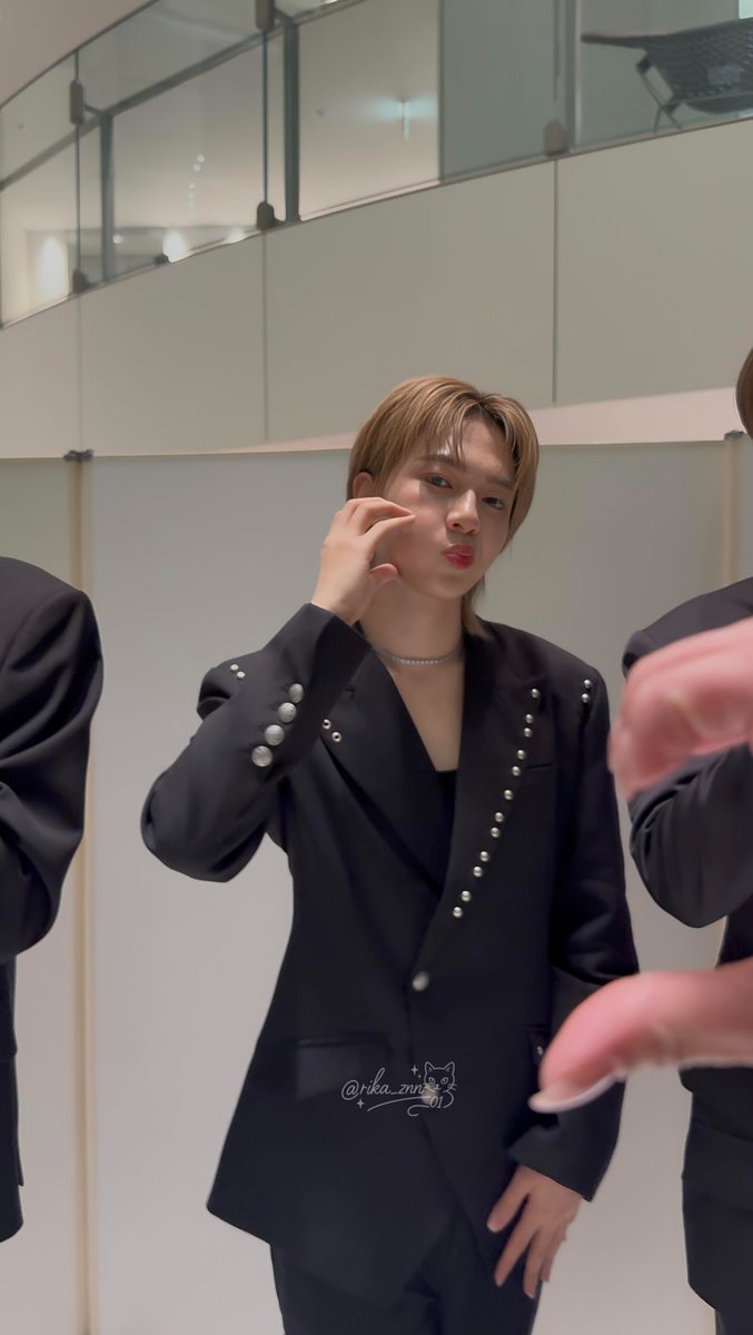 Rikaꫂ ၴႅၴ tweet media