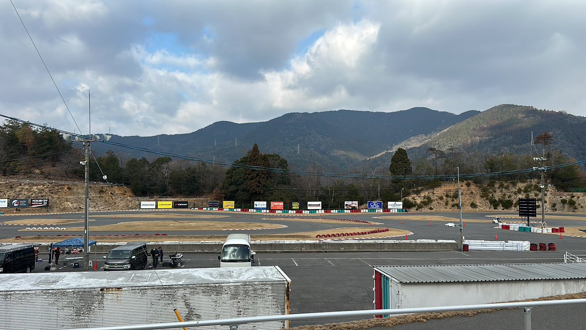 SL_TAMADA's tweet photo. 2/1おはようございます！本日はミニバイク＆カート3倍DAY！是非練習に遊びにご利用ください♪ https://t.co/1RzHppVw1s