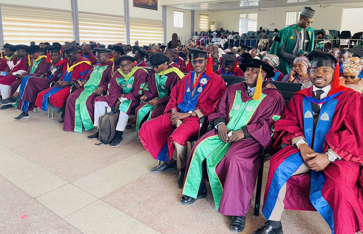 Emmanuel tweet media