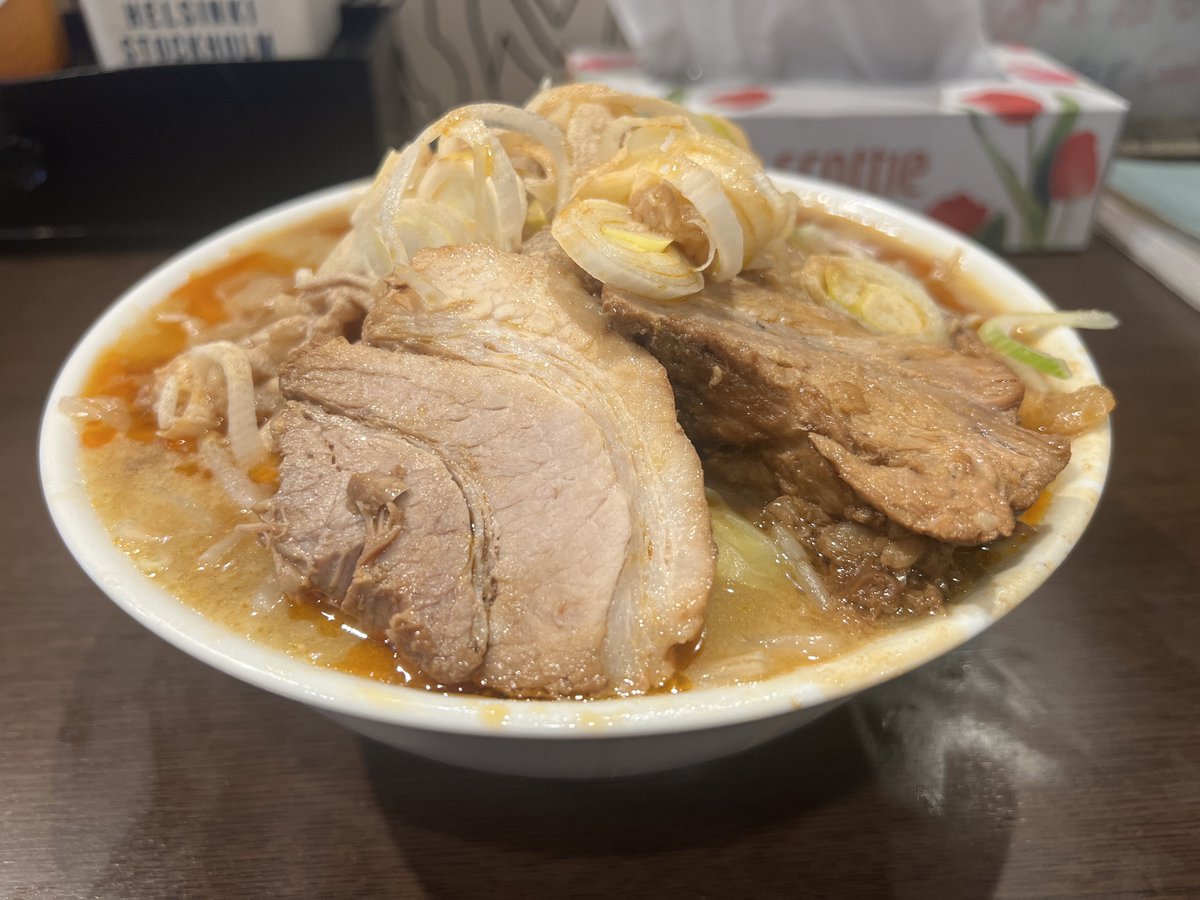 おはようございます！
2/1（日） 本日昼営業のみです！
11:00～14:00

2月がスタートしました！
今月もよろしくお願いします！

本日の限定も"新"サンラータン！

辛味！酸味！優しめです！
強くしたい方は教えてください！