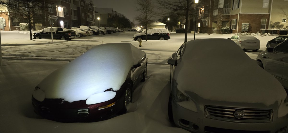 tnpir4002's tweet photo. @WPXIScott NC finally got some snow today! Thanks to the fine folks of PA for finally sharing the winter wealth with us poor southern folk 🤣 https://t.co/7dF0UGuPFa