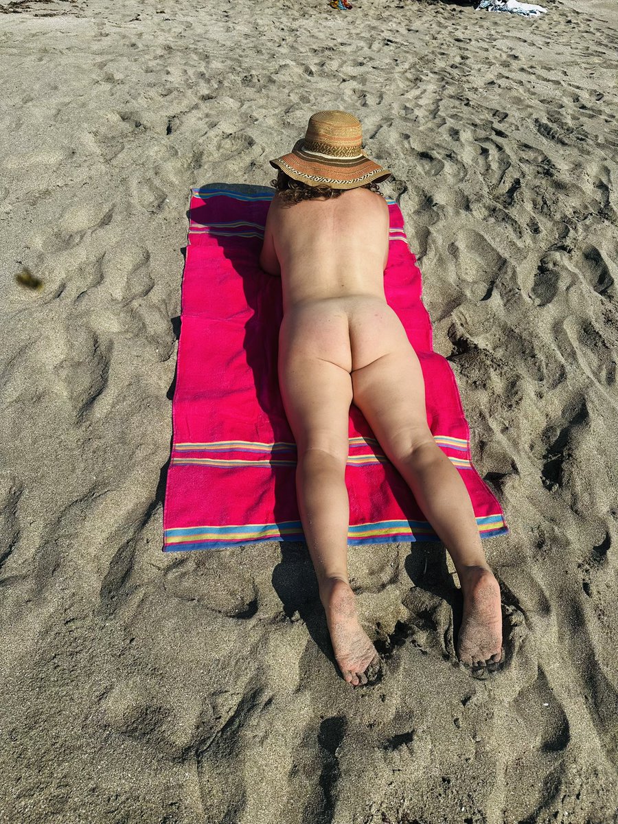 Quien para hacer algo esta noche Dm solos parejas por favor leer gracias #sw #chile #parejas