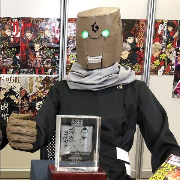 🚨Jujutsu Kaisen author ‘Gege Akutami’ reveals in a exclusive train station interview that “Gojo was dreaming of Geto” while in the prison realm the entire time and the series was supposed to end when he got sealed