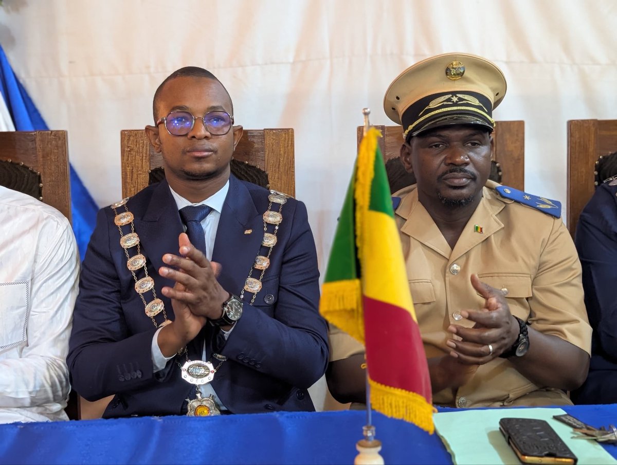 Ce samedi a lieu la cérémonie d’ouverture de la ReSo locale de la JCI Sikasso couplée à la cérémonie d’intronisation de la JCI Universitaire Sikasso.

#JCIMali
#Teamongback2026
#Ensembleversuneeredemeadership