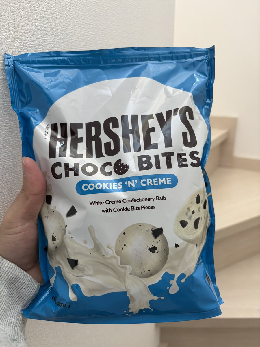 RabbitRk405's tweet photo. パッケージに騙されたー　もっとでかいの想像するやんこんなんチョコボールやん https://t.co/WXZyAUlrsH