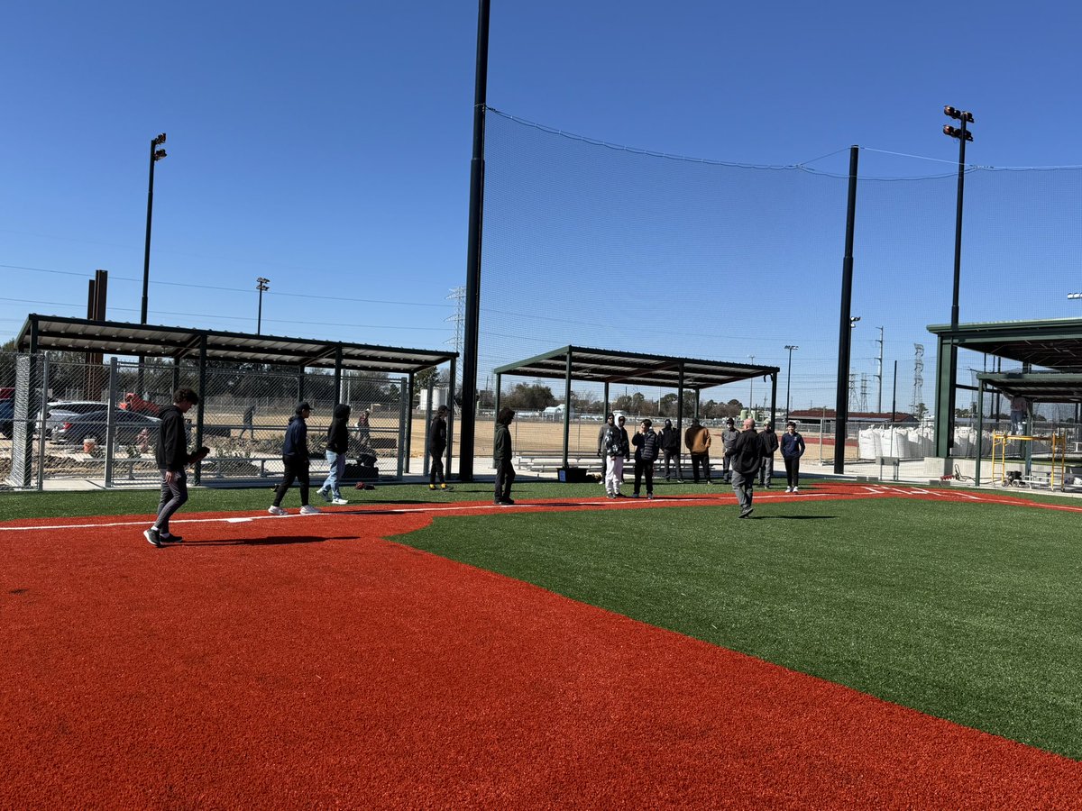 SBISD Future Officials Academy 🏈⚾️🏐⚽️🏀 tweet media