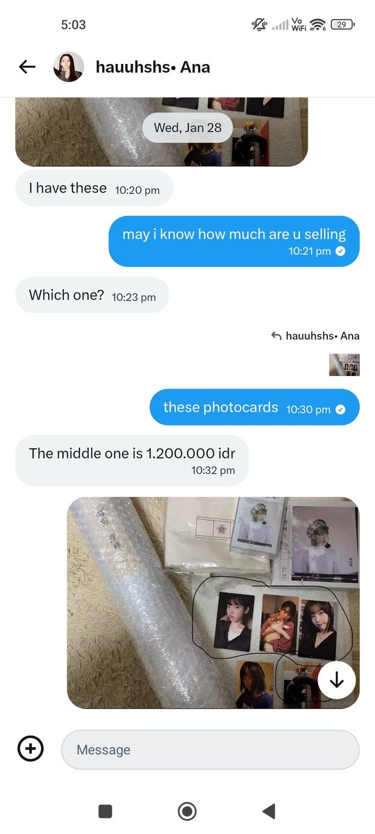 themooooon08's tweet photo. Scammer alert ❗
@hauuhshsAnnnaay
ShopeePay / Bank Account: +628973232198
Name: Arina Kirana
Selling IU 9th FM pc and Scammed total of IDR 3,200,000!  Not replying msg since then. Pls refund! 
Uaena, If see this, please help me  retweet 🙏tqsm
#IU @UAENAJATIM @UaenaJakarta https://t.co/5K2vgYOpM9
