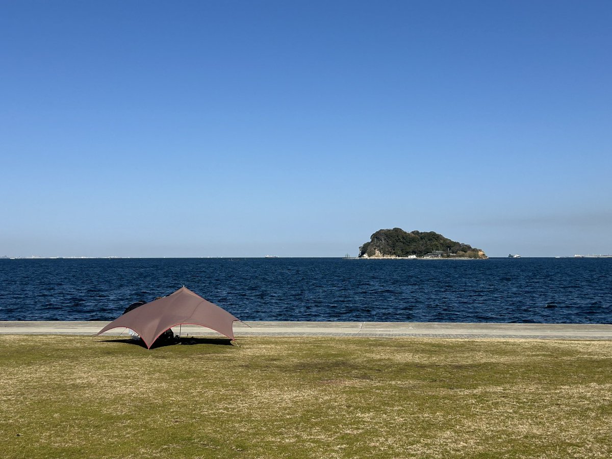 Gen53948738's tweet photo. #1月のキャンプを写真4枚で振り返る
公私共に忙しく、泊キャンプ🏕無し😭
デイキャン 2回
①②タープ忘れのチェアリング😆
③④どうしても焚き火🔥したくて🤣 https://t.co/XSDN7MQCX1