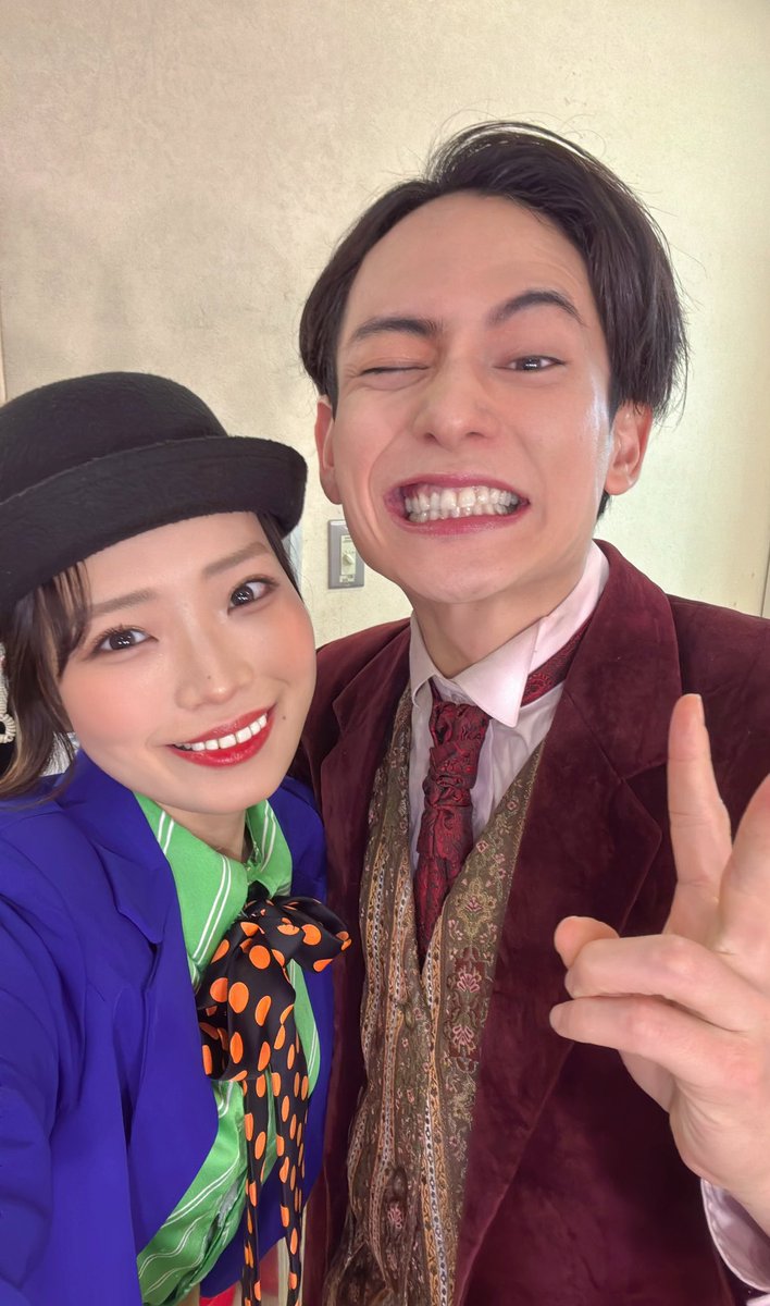 #ミュリベ
千穐楽！
#️⃣チーム12:00～！
 お待ちしております🙇‍♀️🎩

↓↓↓
#️⃣チームを引っ張ってくださっているクララとロベルトと📸💙