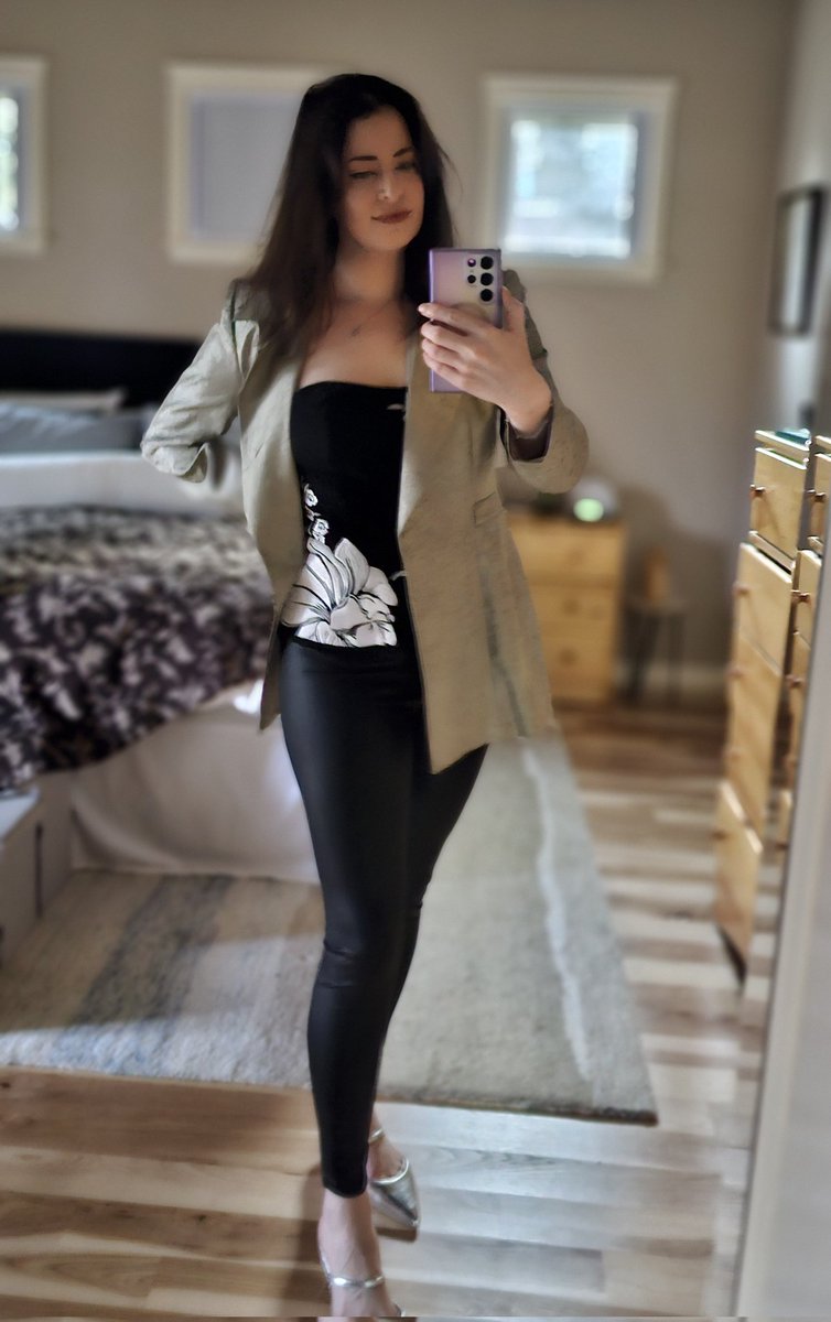 KatiePetersPlays tweet media