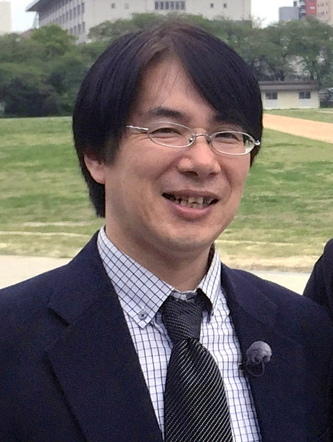 2月7日のお客様は、アーキビスト・アートディレクターの益田啓一郎さんです。文化や産業といった保存価値のある情報を集め、管理し、意義付けする役割のアーキビスト。20年以上に渡り福岡の歴史を発掘・魅力の発信を続けている益田さんの人生の「余白」とは。
<a href="/eyevan_pr/">EYEVAN PR</a> <a href="/notahotel_inc/">NOT A HOTEL inc.</a> <a href="/crossfm787/">CROSS FM</a>