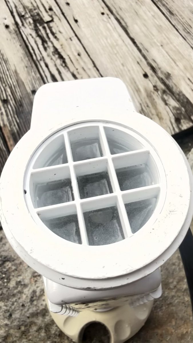 With guests departed for our mid-winter week shutdown, the villa gets cleaned and we start right in on the projects: cushion cleaning, WiFi-enabled landscape &amp; pergola lights, and a clean chlorine generator!
#stjohnusvi #usvirginislands