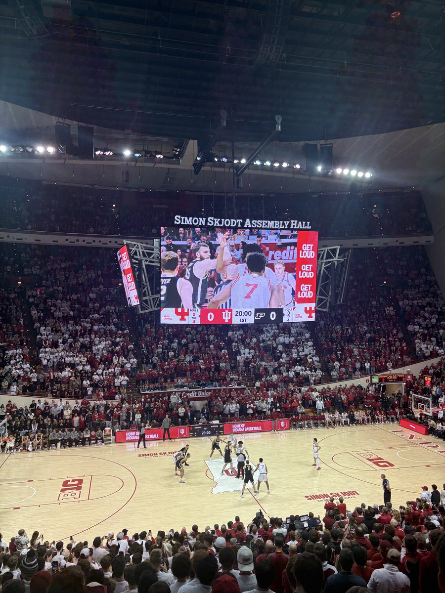 jdoster013's tweet photo. I'm still in disbelief that we won a National Championship in football. The Hoosiers are rolling. #iufb #iufb #NeverDaunted https://t.co/vTuGnZujxQ