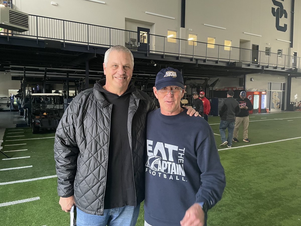 @eatthecaptain tweet media