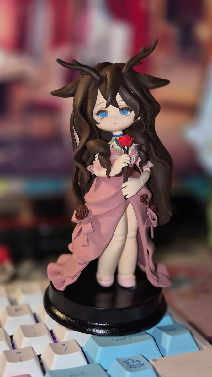 Lottie 🥀🇵🇷| Victorian Doe Doll Vtuber Singer~ tweet media