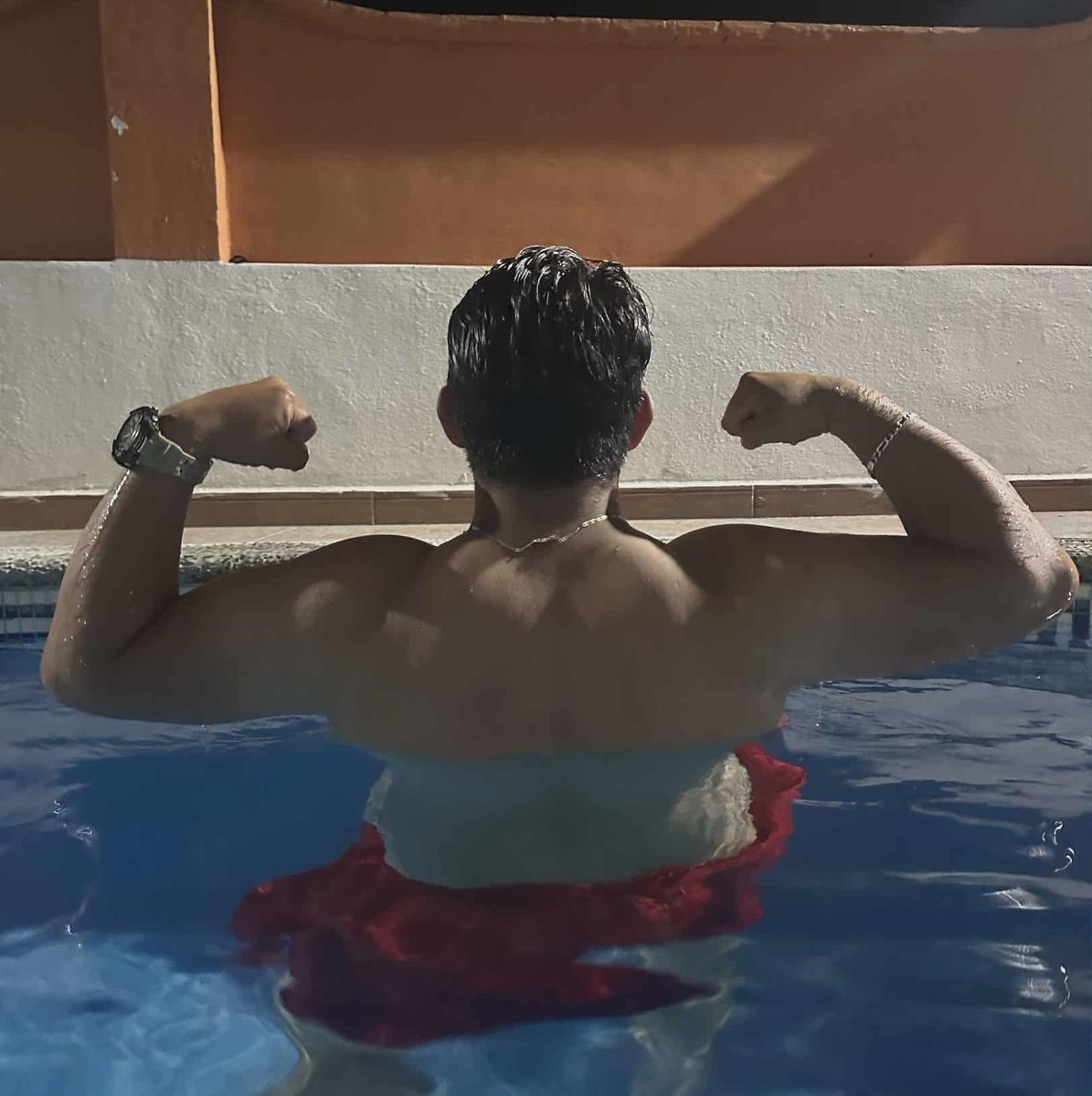 Single 
21 años 
1.77 estatura 
Vrga 17 cm aprox 
Limpio
Respetuoso 
Se mi lugar 
Complaciente 
Para atender parejas y mujeres solas o con permiso 
Zona Santiago Tianguistenco, capulhuac, Lerma, Ocoyoacac 
7297266364
