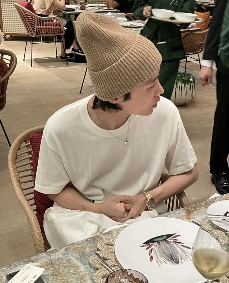 ᵇᵒᵒ 🦀 VAI VER O BTS tweet media