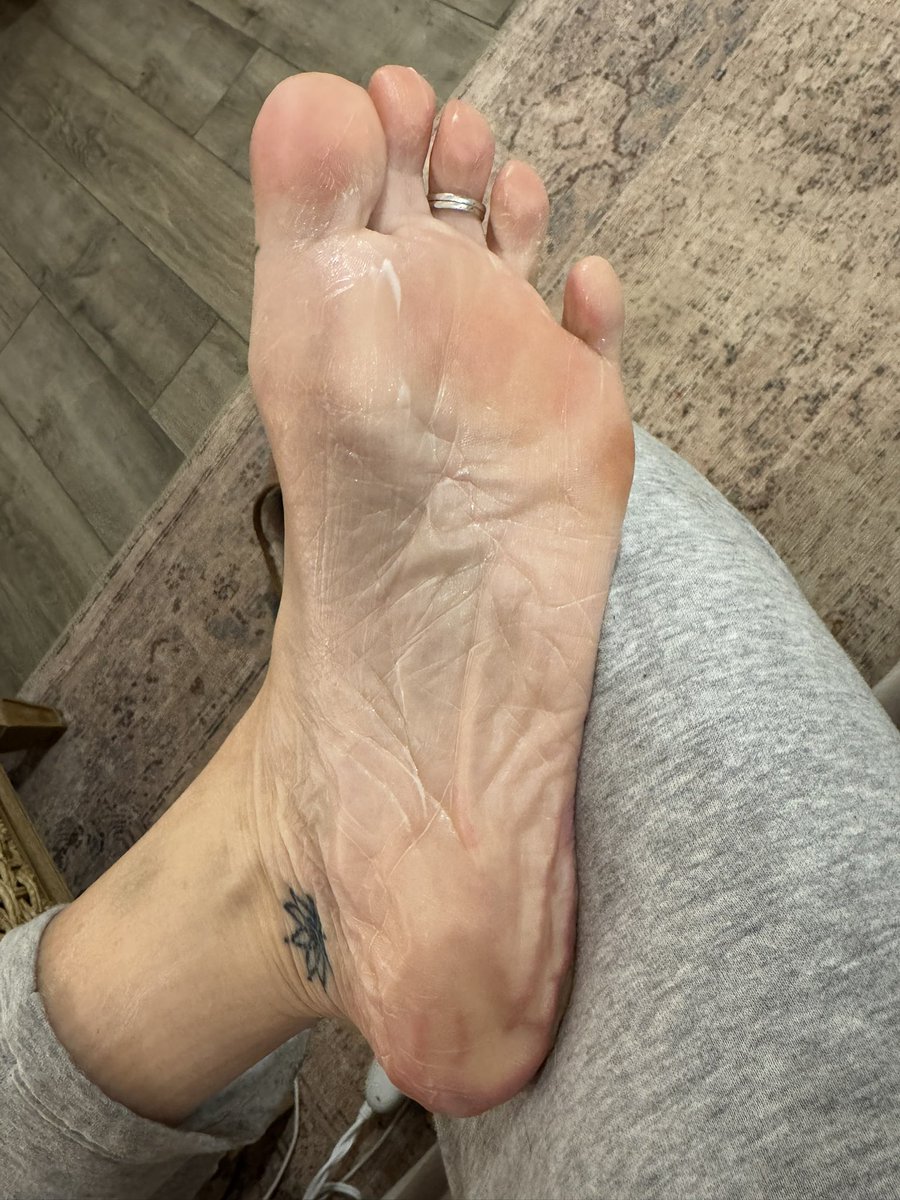 IvorySteps1's tweet image. Goodnight Soles! #feet
