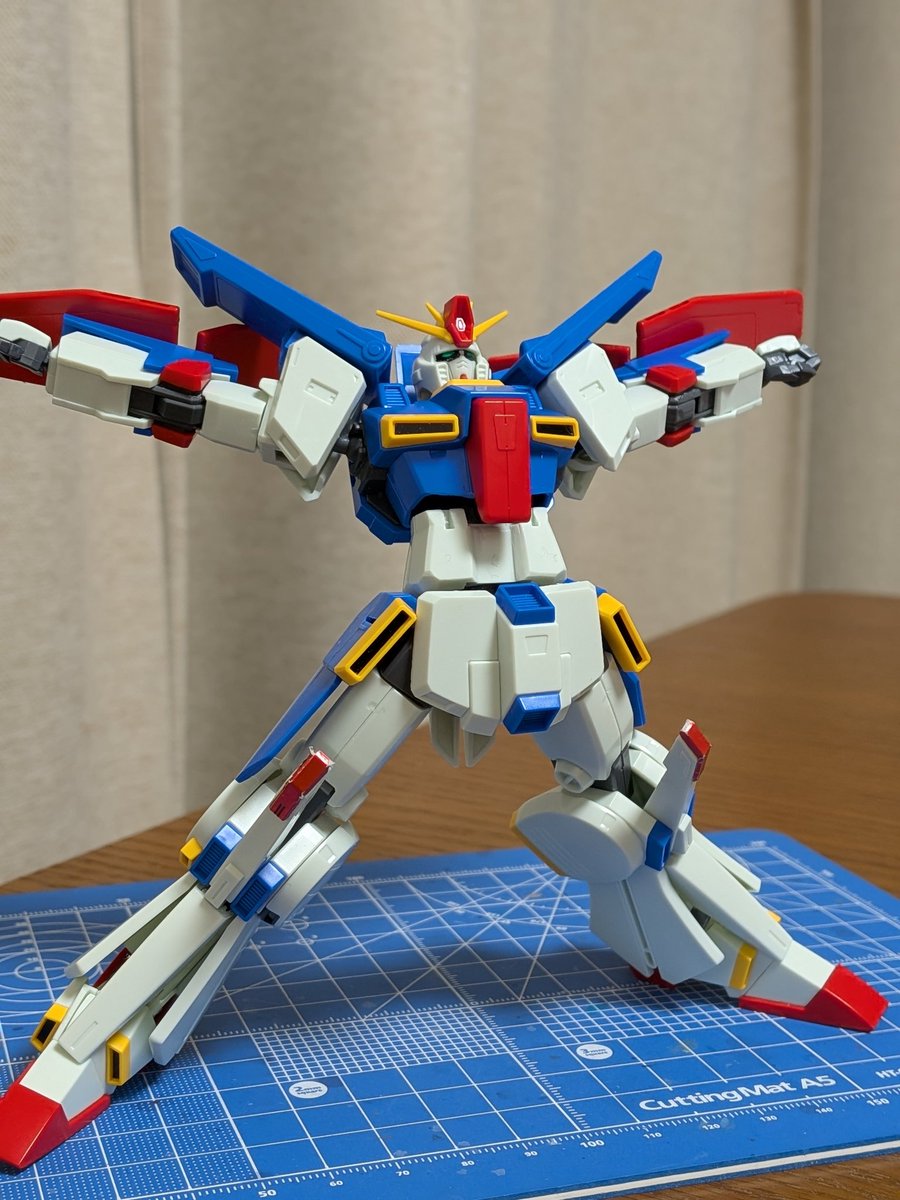 ZYBT4ht4WprXOLE's tweet image. HG　ZZガンダム

肩、股関節、腰、胴体の改修でポージングが様になってきた
＃ガンプラ
#ZZ