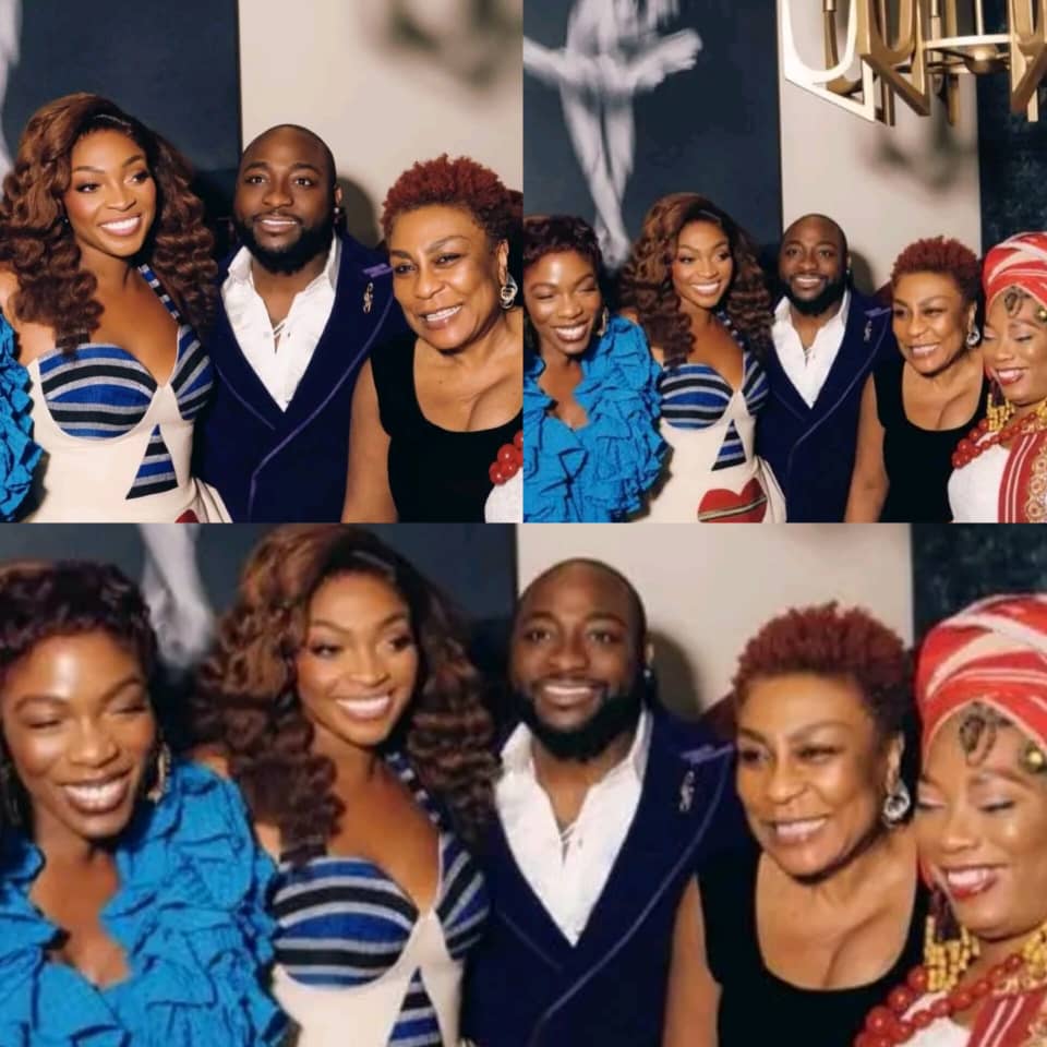 itzdivvy001's tweet photo. Davido spotted at the Grammys event honoring Fela Kuti, pictured alongside his sister and Burna Boy’s mum and sister ✨📸
@davido 
@RecordingAcad 
#Davido #GRAMMYs #GRAMMY #Grammy2026 #GrammyAwards #GRAMMYPremiere 
#burnaboy https://t.co/Xf1b4axPEr